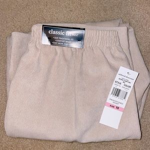 NWT Alfred Dunner Almond Pants | Never Worn